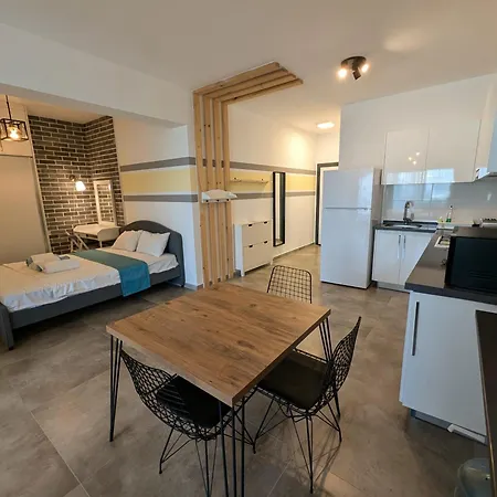 Apartment Caesar & Spa - Commodus Studio Perivolia tou Trikomou
